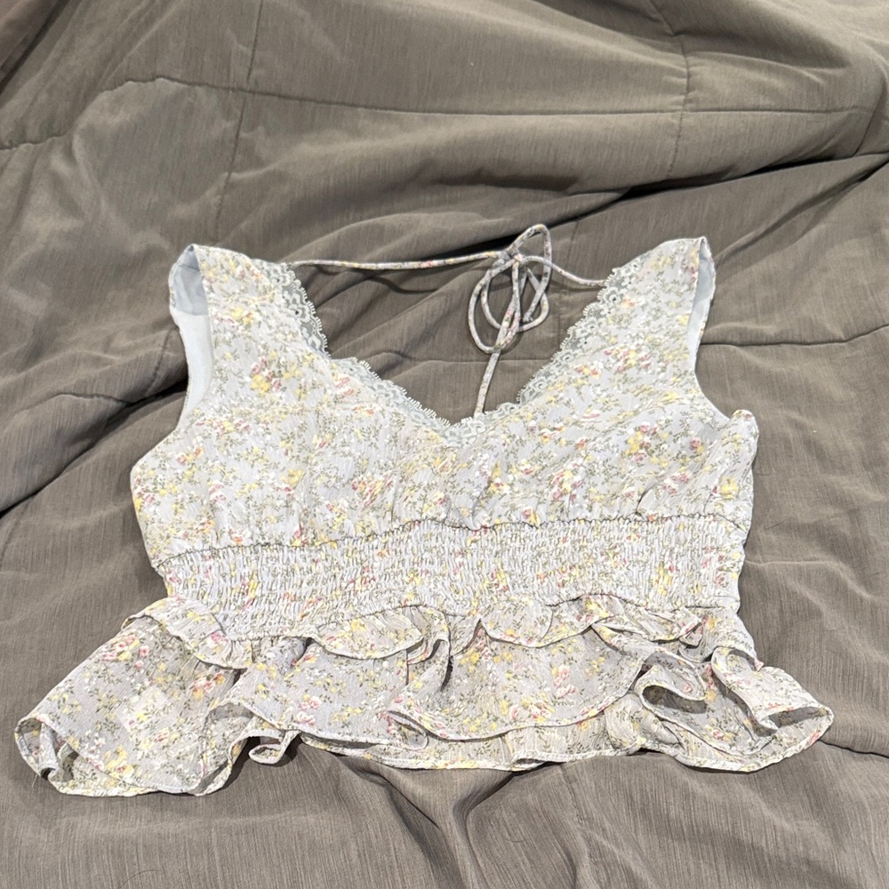 Lush Floral Smocked Ruffle Crop Top - Light blue